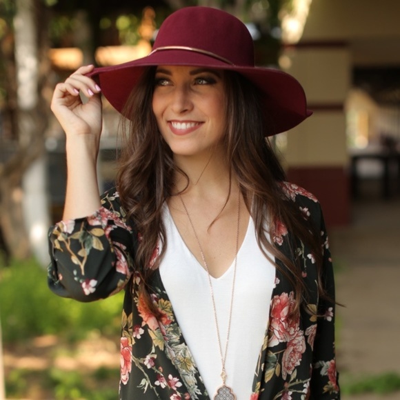 LAST ONE! Burgundy Chain Detail Felt Floppy Hat - Picture 2 of 4